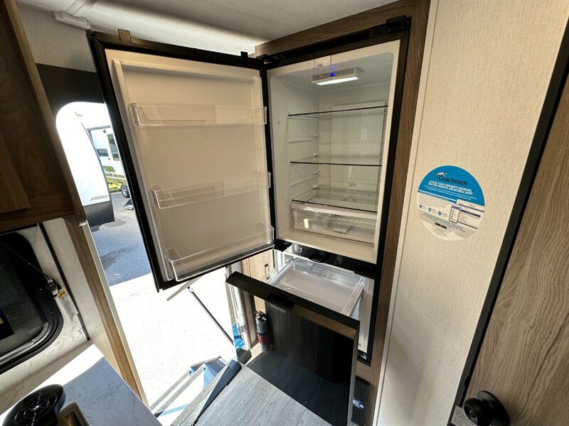 2026 Coachmen Freedom Express Ultra Lite 192RBS - Photo 21 - Goshen, IN 46526