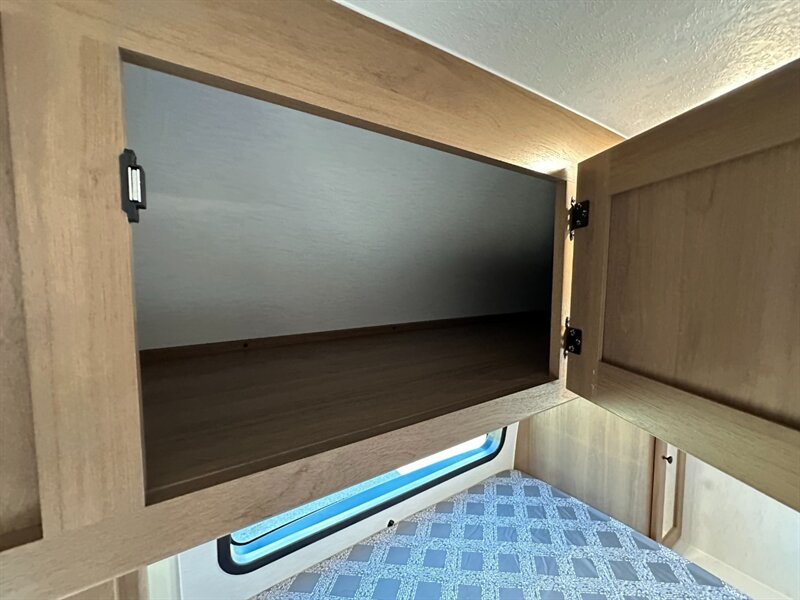 2026 Coachmen Apex Nano 228BHS - Photo 33 - Goshen, IN 46526