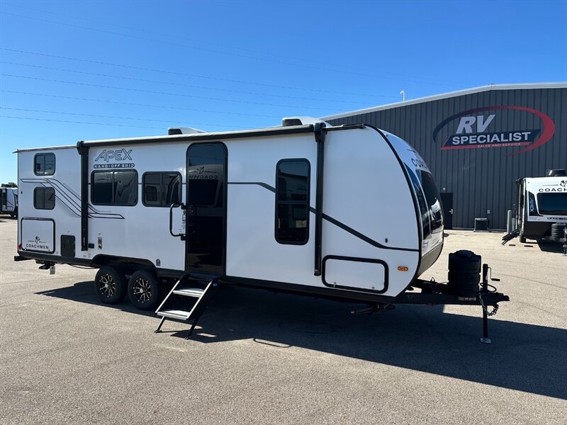 2026 Coachmen Apex Nano 228BHS - Photo 4 - Goshen, IN 46526