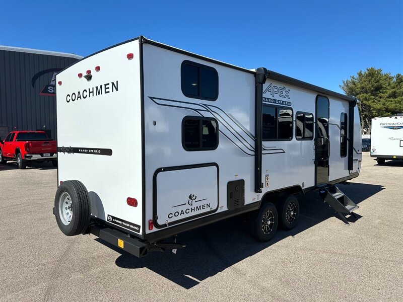 2026 Coachmen Apex Nano 228BHS - Photo 5 - Goshen, IN 46526