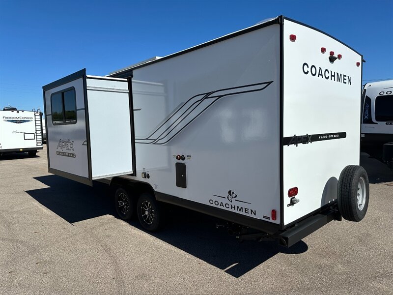 2026 Coachmen Apex Nano 228BHS - Photo 6 - Goshen, IN 46526