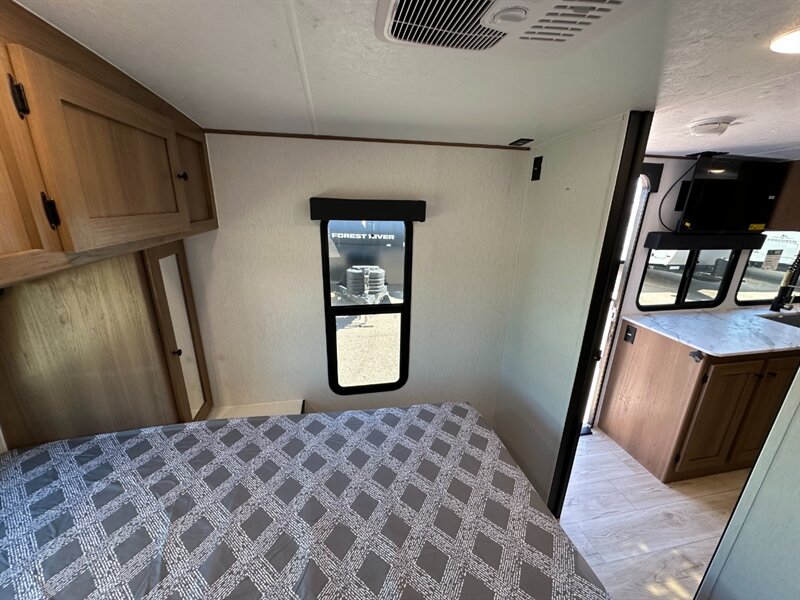2026 Coachmen Apex Nano 228BHS - Photo 38 - Goshen, IN 46526