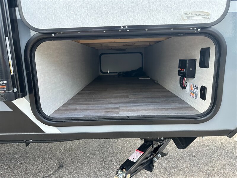 2024 Coachmen Apex Nano 208BHS   - Photo 6 - Goshen, IN 46526