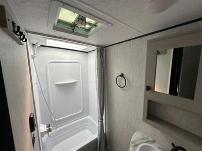 2024 Coachmen Apex Nano 208BHS   - Photo 19 - Goshen, IN 46526