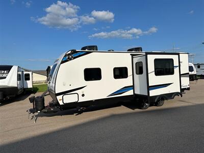 2024 Coachmen Freedom Express Ultra Lite 252RBS   - Photo 7 - Goshen, IN 46526