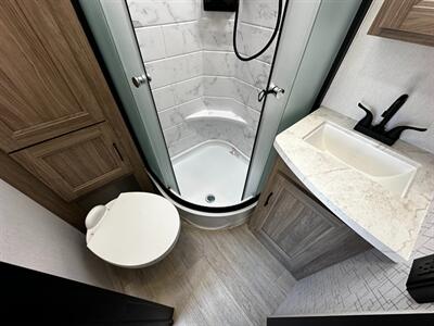 2026 Coachmen Freedom Express Select 19SE   - Photo 25 - Goshen, IN 46526