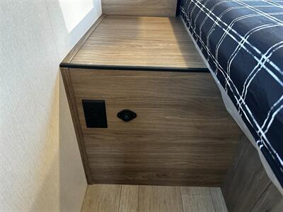 2026 Coachmen Freedom Express Select 19SE   - Photo 15 - Goshen, IN 46526