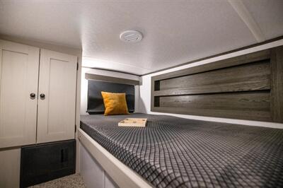 2026 Coachmen Northern Spirit 3070BH - Photo 11 - Goshen, IN 46526