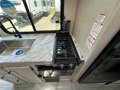 2025 Coachmen Apex Nano 208BHS   - Photo 21 - Goshen, IN 46526