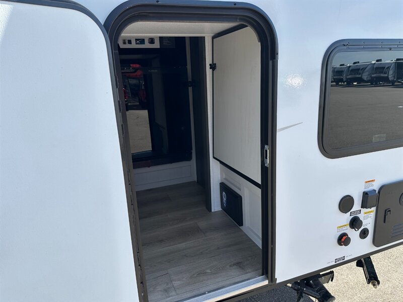 2026 Coachmen Northern Spirit Bijou 17BHB - Photo 14 - Goshen, IN 46526