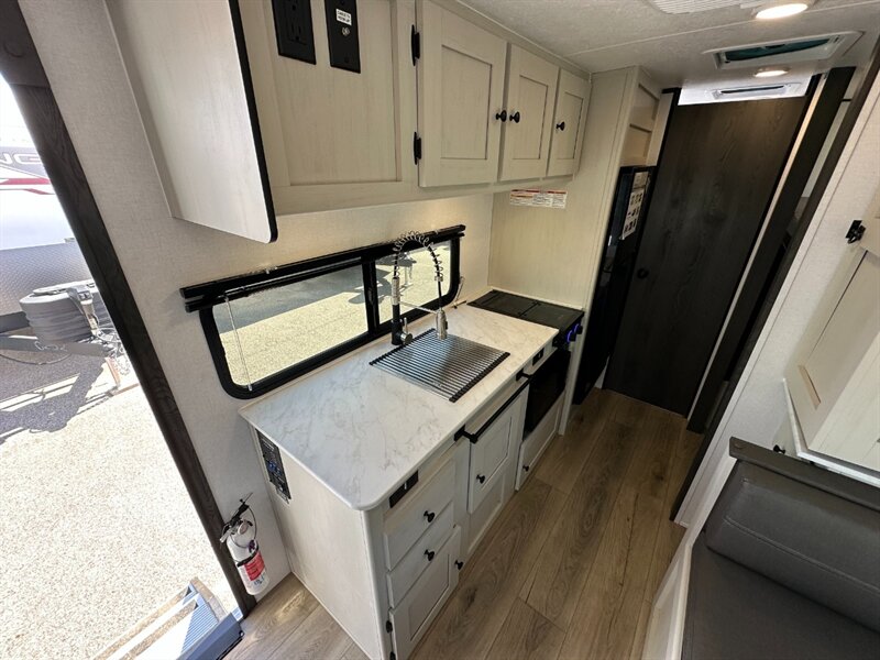 2026 Coachmen Northern Spirit Bijou 17BHB - Photo 20 - Goshen, IN 46526