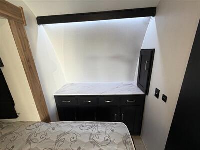 2024 Forest River Work And Play 21LT   - Photo 17 - Goshen, IN 46526