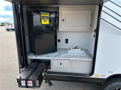 2025 Coachmen Apex Nano 203RBK   - Photo 10 - Goshen, IN 46526