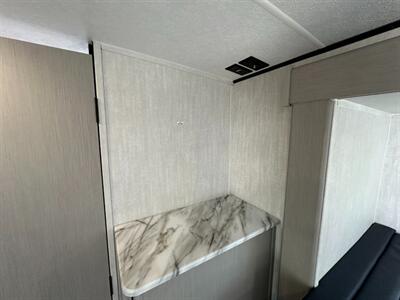2025 Coachmen Apex Nano 203RBK   - Photo 17 - Goshen, IN 46526