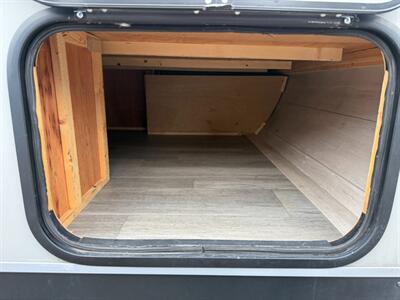 2022 Jayco Jay Flight SLX 195RB   - Photo 5 - Goshen, IN 46526