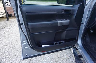 2013 Toyota Tundra Grade   - Photo 19 - Bogalusa, LA 70427