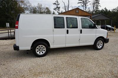 2010 Chevrolet Express 1500   - Photo 13 - Bogalusa, LA 70427