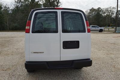 2010 Chevrolet Express 1500   - Photo 10 - Bogalusa, LA 70427