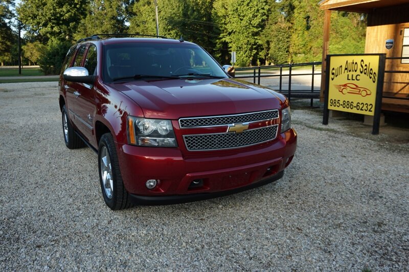 2013 Chevrolet Tahoe LTZ - Photo 2 - Bogalusa, LA 70427