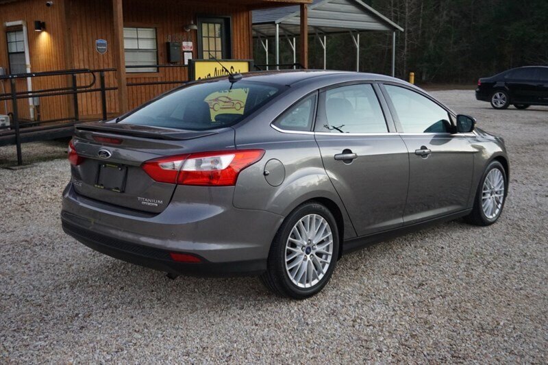 2014 Ford Focus Titanium - Photo 17 - Bogalusa, LA 70427