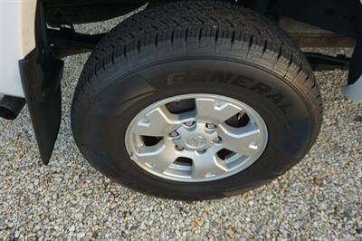 2014 Toyota Tacoma PreRunner V6   - Photo 31 - Bogalusa, LA 70427