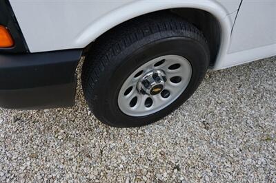 2010 Chevrolet Express 1500 - Photo 33 - Bogalusa, LA 70427