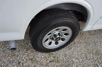 2010 Chevrolet Express 1500 - Photo 35 - Bogalusa, LA 70427