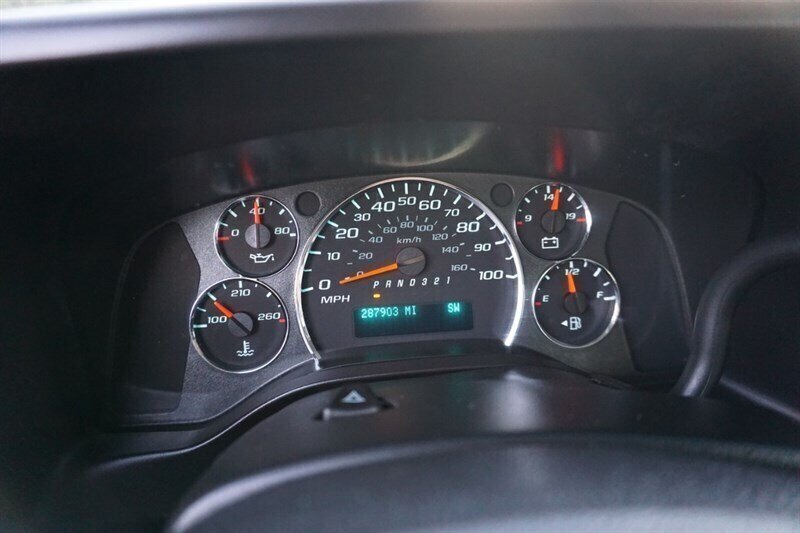 2010 Chevrolet Express 1500 - Photo 30 - Bogalusa, LA 70427