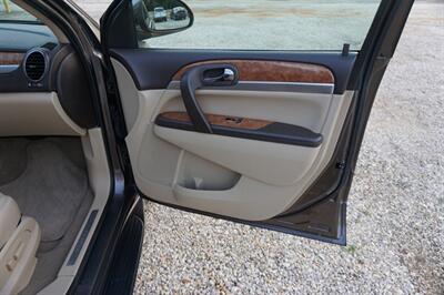 2012 Buick Enclave Leather   - Photo 42 - Bogalusa, LA 70427