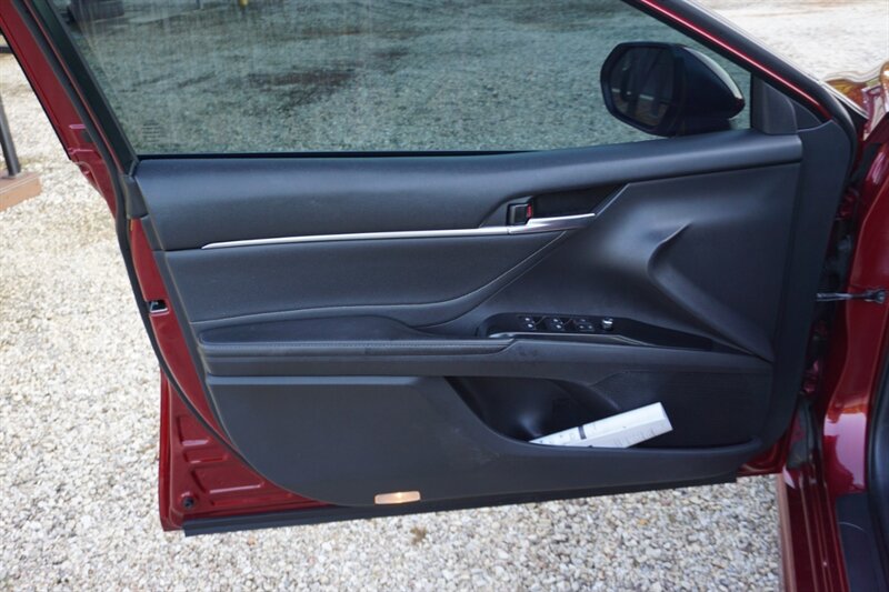 2018 Toyota Camry XSE - Photo 15 - Bogalusa, LA 70427