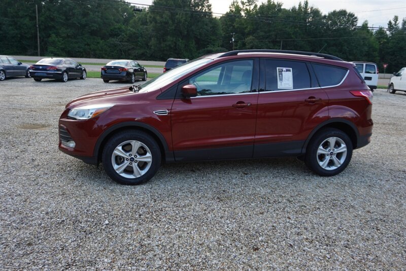 2016 Ford Escape SE - Photo 8 - Bogalusa, LA 70427