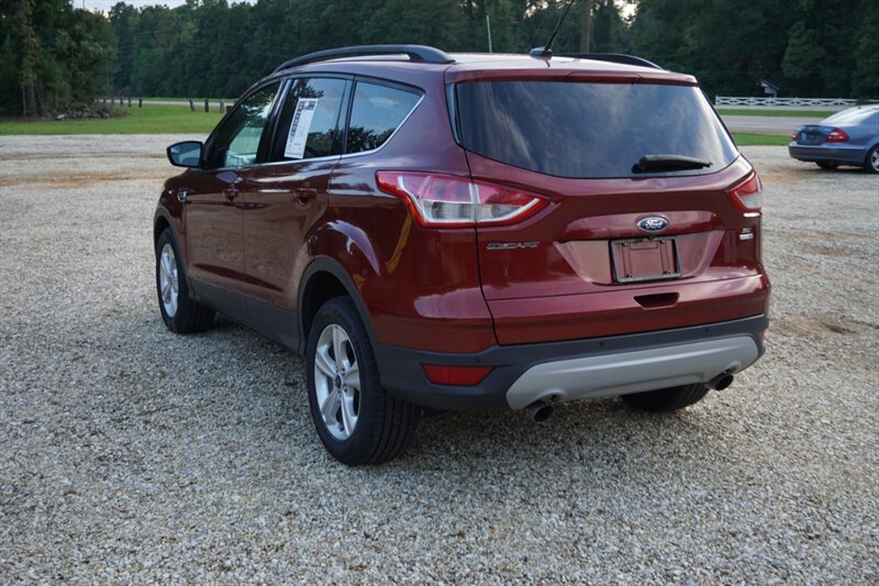 2016 Ford Escape SE - Photo 12 - Bogalusa, LA 70427
