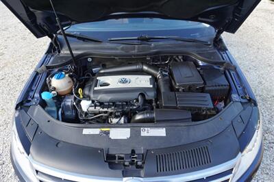 2014 Volkswagen CC Executive   - Photo 33 - Bogalusa, LA 70427