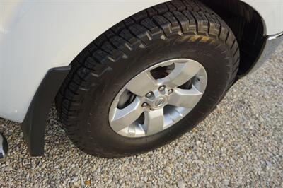 2009 Nissan Frontier SE V6   - Photo 46 - Bogalusa, LA 70427