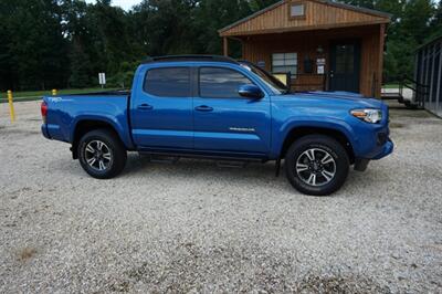 2017 Toyota Tacoma SR5 V6   - Photo 23 - Bogalusa, LA 70427