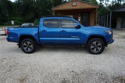2017 Toyota Tacoma SR5 V6   - Photo 22 - Bogalusa, LA 70427