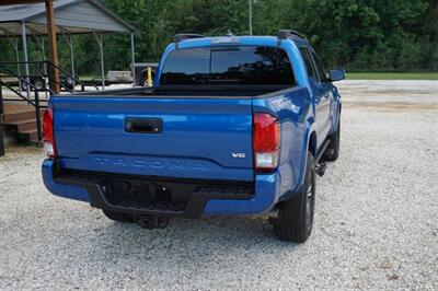 2017 Toyota Tacoma SR5 V6   - Photo 16 - Bogalusa, LA 70427