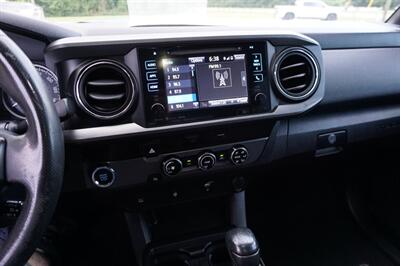 2017 Toyota Tacoma SR5 V6   - Photo 40 - Bogalusa, LA 70427