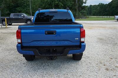 2017 Toyota Tacoma SR5 V6   - Photo 15 - Bogalusa, LA 70427