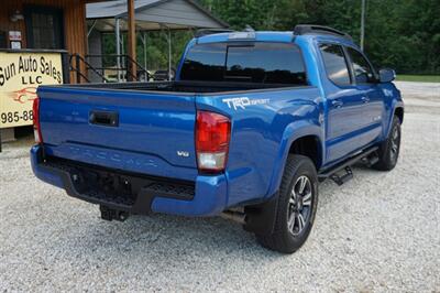 2017 Toyota Tacoma SR5 V6   - Photo 17 - Bogalusa, LA 70427