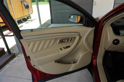 2015 Ford Taurus SEL   - Photo 13 - Bogalusa, LA 70427