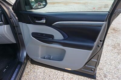 2018 Toyota Highlander Limited   - Photo 35 - Bogalusa, LA 70427