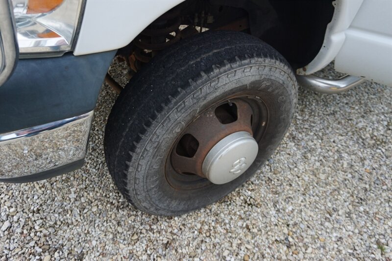 2007 Dodge Ram 3500 Flat Bed - Photo 29 - Bogalusa, LA 70427