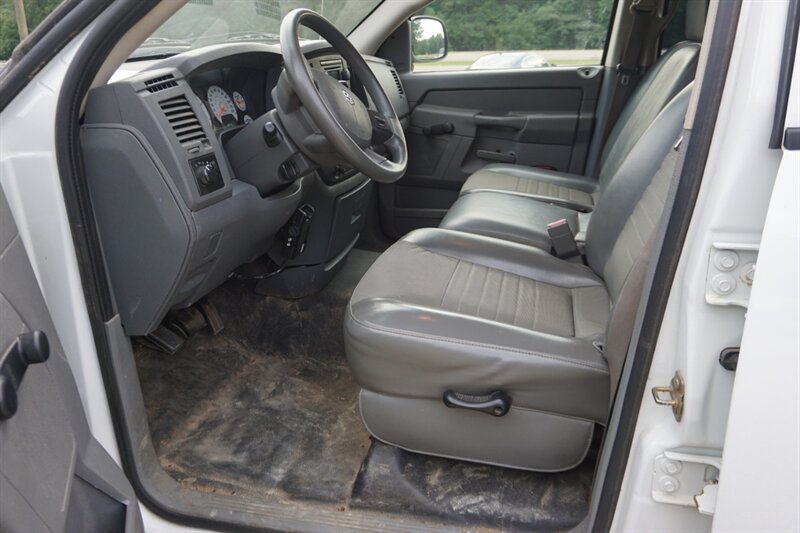 2007 Dodge Ram 3500 Flat Bed - Photo 21 - Bogalusa, LA 70427