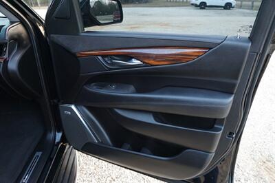 2015 Cadillac Escalade Premium   - Photo 20 - Bogalusa, LA 70427