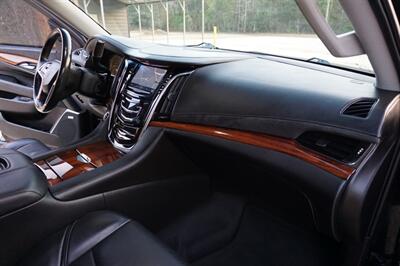 2015 Cadillac Escalade Premium   - Photo 19 - Bogalusa, LA 70427