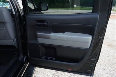 2012 Toyota Tundra SR5 Crewmax   - Photo 22 - Bogalusa, LA 70427