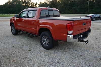 2017 Toyota Tacoma SR5 V6   - Photo 9 - Bogalusa, LA 70427