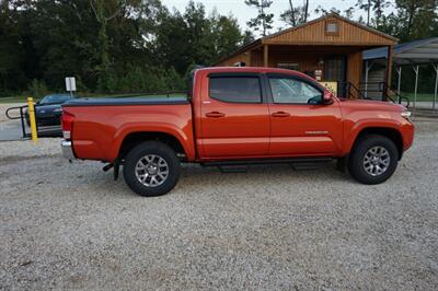 2017 Toyota Tacoma SR5 V6   - Photo 14 - Bogalusa, LA 70427