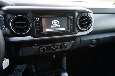 2017 Toyota Tacoma SR5 V6   - Photo 27 - Bogalusa, LA 70427